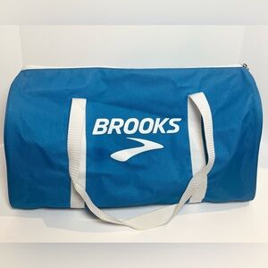 Brooks Running Light Blue White Zipper Gym Duffle Bag Canvas Gym Bag Race Bag